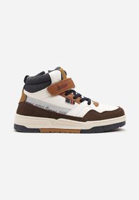 Born2be - Biało-Brązowe Płaskie Botki Sneakersy ze Sznurowaniem i Napisami Izalia. Nosek buta: okrągły. Zapięcie: zamek. Kolor: biały. Materiał: syntetyk, nubuk, materiał. Wzór: napisy. Styl: klasyczny