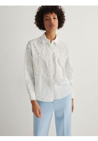 Reserved - Koszula z haftem - biały. Kolor: biały. Materiał: bawełna. Wzór: haft #1