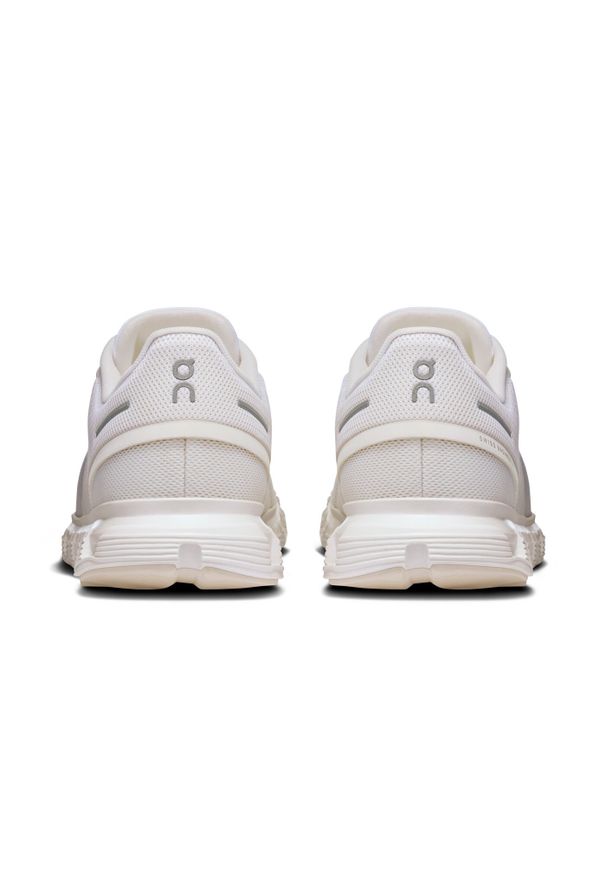 On - ON Cloud 6 W White | White Sneakersy damskie. Kolor: biały