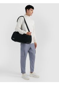 4f - 4F Torba treningowa (25 L) - czarna Uniwersalny. Kolor: czarny. Materiał: guma, syntetyk, tkanina, materiał. Wzór: gładki. Sport: fitness