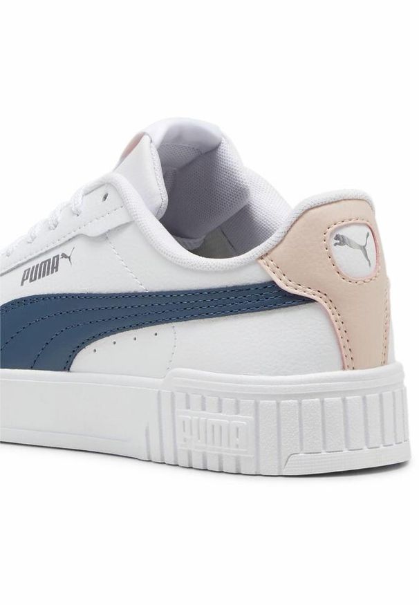 Buty damskie Puma Carina 2.0. Okazja: na plażę. Kolor: biały, wielokolorowy, różowy, szary. Sezon: lato. Sport: tenis