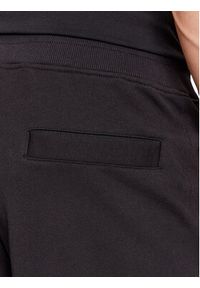 Versace Jeans Couture Spodnie dresowe 75GAAT06 Czarny Regular Fit. Kolor: czarny. Materiał: bawełna, dresówka #5