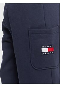 Tommy Jeans Spodnie dresowe DM0DM15849 Granatowy Regular Fit. Kolor: niebieski. Materiał: bawełna, dresówka #3