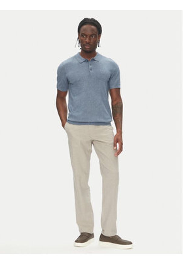 Lindbergh Polo 30-800159 Niebieski Slim Fit. Typ kołnierza: polo. Kolor: niebieski. Materiał: wiskoza