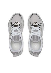 EA7 Emporio Armani Sneakersy X8X070 XK298 00520 Srebrny. Kolor: srebrny. Materiał: skóra