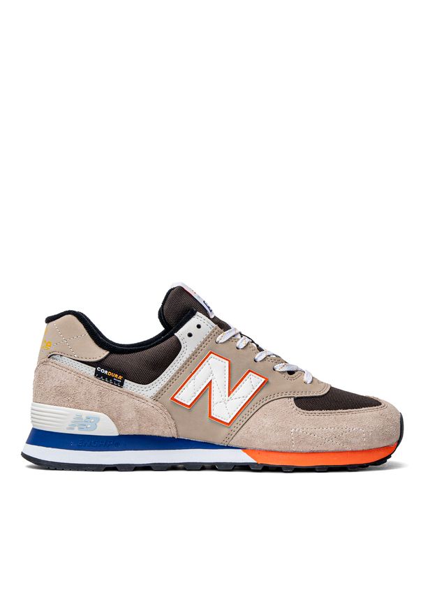 Sneakersy męskie beżowe New Balance ML574HQ2. Okazja: do pracy, na spacer, na co dzień. Kolor: beżowy. Model: New Balance 574. Sport: turystyka piesza