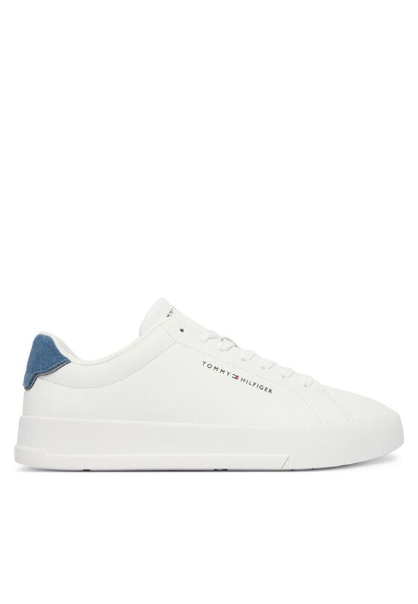 TOMMY HILFIGER - Tommy Hilfiger Sneakersy Th Court Lth Detail Ess FM0FM05367 Biały. Kolor: biały. Materiał: skóra