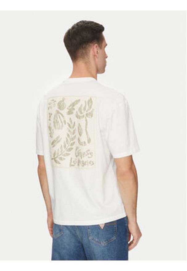 Guess T-Shirt 172901 Biały Classic Fit. Kolor: biały. Materiał: bawełna