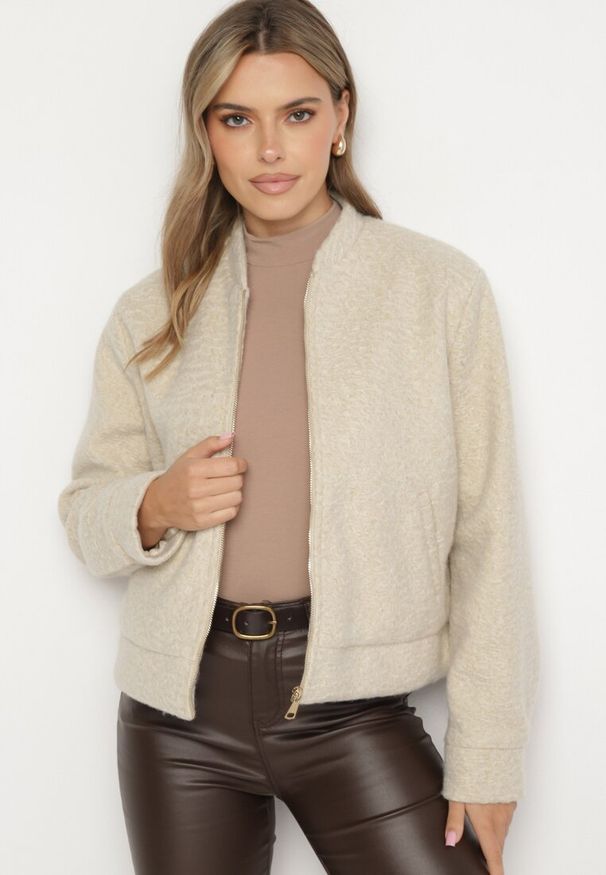 Born2be - Beżowa Kurtka Ocieplana z Suwakiem Nerelivia. Kolor: beżowy. Materiał: jeans. Wzór: aplikacja. Styl: elegancki