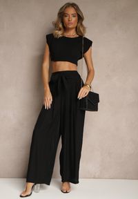 Renee - Czarne Wiskozowe Spodnie High Waist o Szerokim Kroju Aranisa. Okazja: na co dzień. Stan: podwyższony. Kolor: czarny. Materiał: wiskoza. Wzór: aplikacja. Styl: elegancki, casual #4