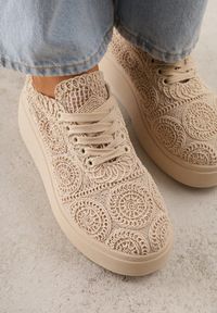 Renee - Beżowe Sneakersy Boho na Platformie Zdobione Plecionym Wzorem Abilama. Kolor: beżowy. Materiał: zamsz, jeans. Szerokość cholewki: normalna. Wzór: aplikacja. Obcas: na platformie #5