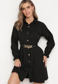 Born2be - Czarna Luźna Sukienka Koszulowa Momessa. Kolor: czarny. Typ sukienki: koszulowe. Długość: mini #4