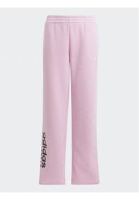 Adidas - adidas Spodnie dresowe Fleece Kids IJ5953 Różowy Loose Fit. Kolor: różowy. Materiał: bawełna #1