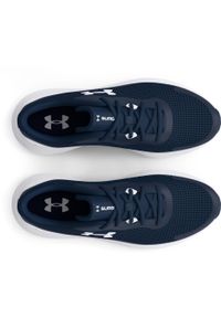 Buty do biegania męskie Under Armour Surge 3. Kolor: niebieski. Materiał: materiał