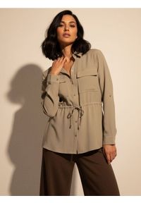 Sinsay - Koszula z kieszeniami cargo i wiązaniem w talii - zielony. Kolor: zielony #1
