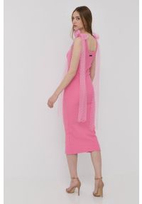 Red Valentino sukienka kolor różowy midi dopasowana. Kolor: różowy. Materiał: dzianina. Wzór: gładki. Typ sukienki: dopasowane. Długość: midi #6