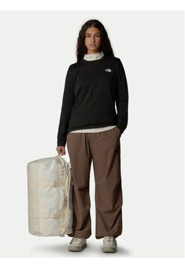 The North Face Bluzka Simple Dome NF0A87QP Czarny Relaxed Fit. Kolor: czarny. Materiał: bawełna, syntetyk
