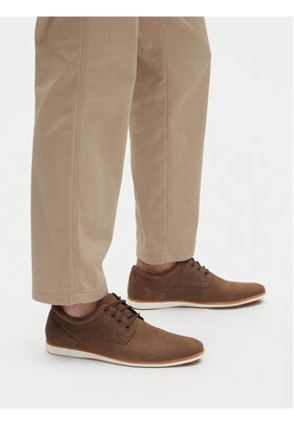 Lasocki Półbuty HENSON-29A MI25 Brązowy. Kolor: brązowy. Materiał: nubuk, skóra