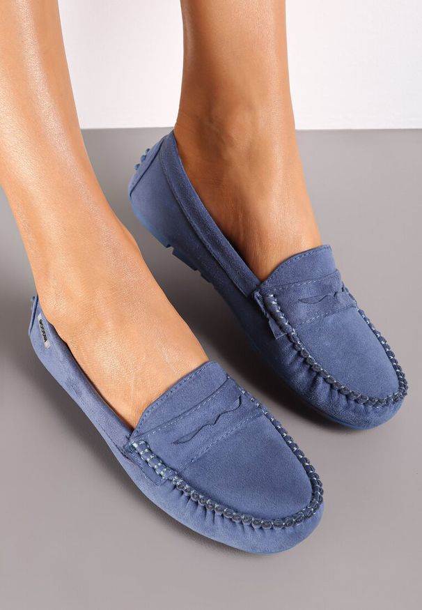 Born2be - Niebieskie Mokasyny Euthophai. Okazja: na co dzień. Kolor: niebieski. Materiał: skóra. Szerokość cholewki: normalna. Wzór: aplikacja. Styl: casual