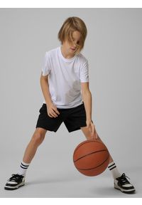 4f - 4F Spodenki sportowe szybkoschnące chłopięce - czarne 134/140 (8-10 lat). Kolor: czarny. Materiał: syntetyk, materiał. Sezon: lato. Styl: sportowy #1