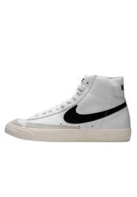 Buty do chodzenia męskie Nike Blazer Mid 77 Vintage. Wysokość cholewki: za kostkę. Zapięcie: sznurówki. Kolor: czarny. Materiał: tkanina, materiał, skóra, syntetyk. Szerokość cholewki: normalna. Sport: turystyka piesza