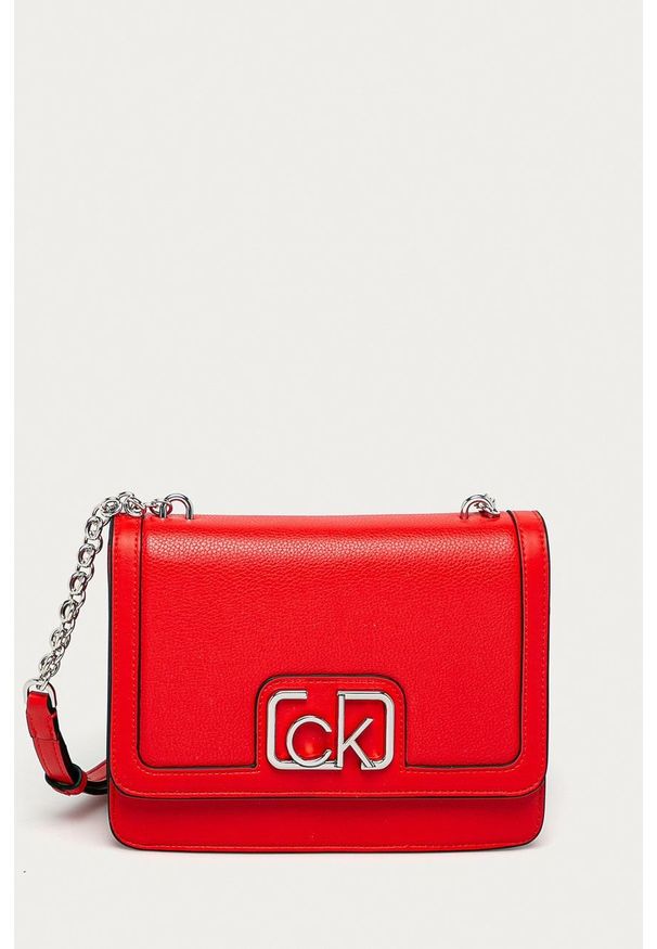 Calvin Klein - Torebka. Kolor: czerwony. Rodzaj torebki: na ramię