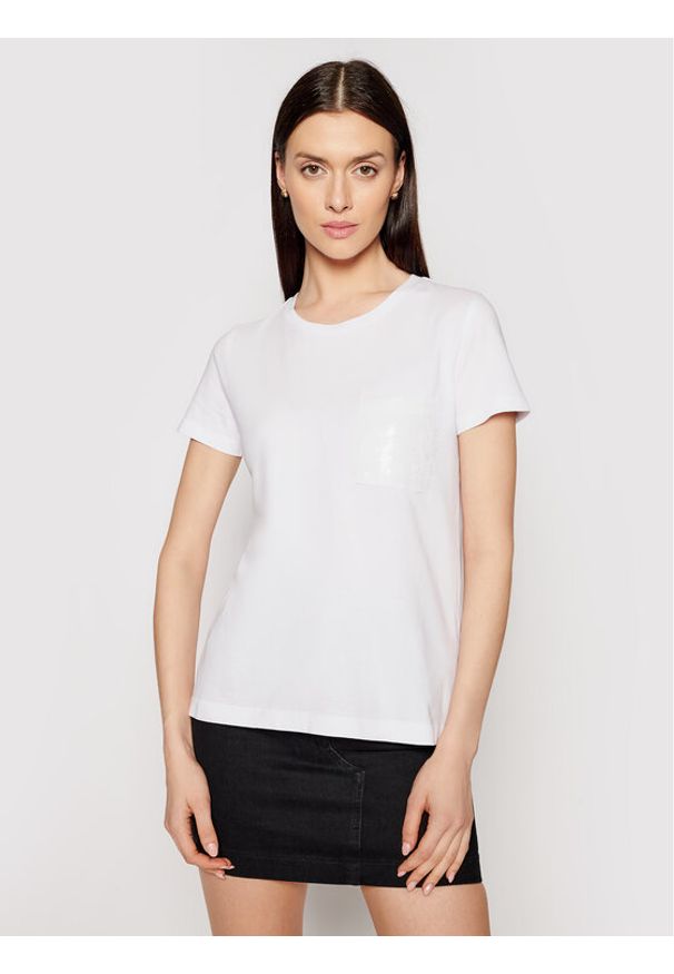 DKNY T-Shirt P0RAOC2R Biały Regular Fit. Kolor: biały