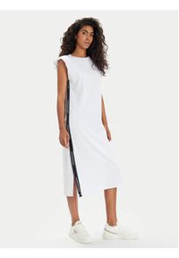 EA7 Emporio Armani Sukienka letnia 3DTA61 TJ6SZ 1100 Biały Slim Fit. Kolor: biały. Materiał: bawełna. Sezon: lato #3