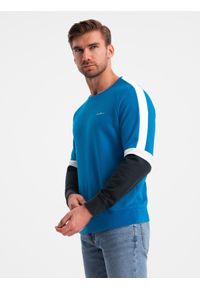 Ombre Clothing - Trójkolorowa dresowa męska bluza z raglanowymi rękawami – niebieska V4 - Rozmiar: M. Okazja: na co dzień. Kolor: niebieski. Materiał: dresówka. Długość rękawa: raglanowy rękaw. Wzór: nadruk. Styl: sportowy, casual