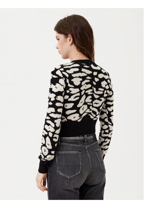 only - ONLY Sweter Lima 15339828 Czarny Cropped Fit. Kolor: czarny. Materiał: syntetyk