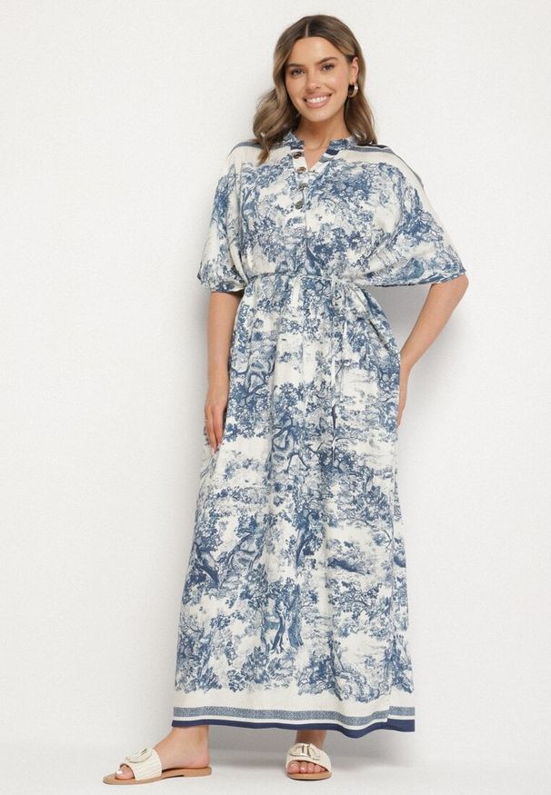 Born2be - Niebieska Sukienka Typu Oversize z Wiskozą w Abstrakcyjny Wzór Lunalessa. Okazja: na co dzień. Kolor: niebieski. Materiał: wiskoza. Typ sukienki: oversize. Styl: klasyczny, casual, elegancki