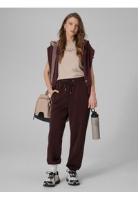 4f - 4F T-shirt slim z nadrukiem damski - beżowy S. Okazja: na co dzień. Kolor: beżowy. Materiał: materiał, jeans. Wzór: nadruk. Styl: casual #2