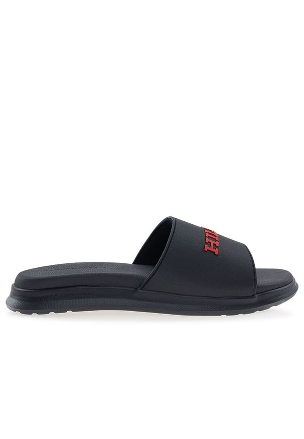 TOMMY HILFIGER - Klapki Tommy Hilfiger Dual Density Hilfiger Pool FM0FM05430-DW5 - granatowe. Okazja: na plażę, na co dzień. Kolor: niebieski. Materiał: syntetyk, guma. Wzór: aplikacja. Styl: casual