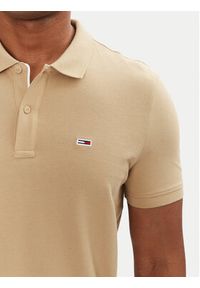 Tommy Jeans Polo DM0DM20676 Beżowy Slim Fit. Typ kołnierza: polo. Kolor: beżowy. Materiał: bawełna