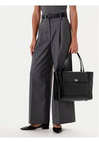 Calvin Klein Torebka Ck Re-Lock Medium Shopper LV04F3223G Czarny. Kolor: czarny. Materiał: skórzane #5