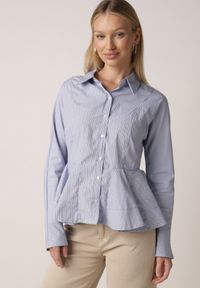 Born2be - Niebieska Koszula z Bawełną w Paseczki z Rozkloszowanym Dołem Meridianes. Okazja: na co dzień, na spotkanie biznesowe. Kolor: niebieski. Materiał: bawełna. Styl: casual, biznesowy, elegancki, klasyczny #1