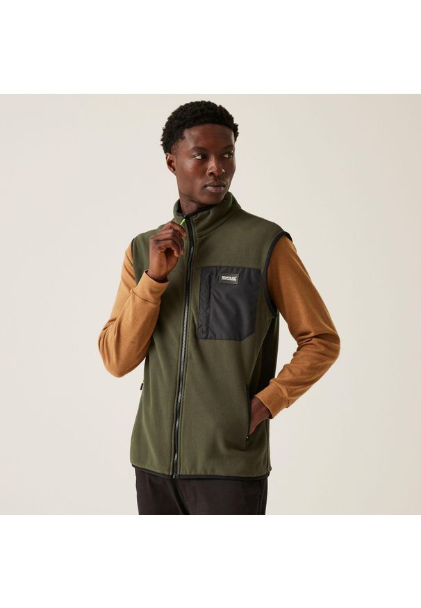 Regatta - Męski kamizelka Frankie. Kolor: zielony, brązowy, wielokolorowy. Materiał: polar. Sport: turystyka piesza