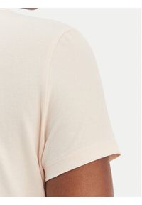 Guess T-Shirt W6GI14 K3033 Pomarańczowy Regular Fit. Kolor: pomarańczowy. Materiał: bawełna #5