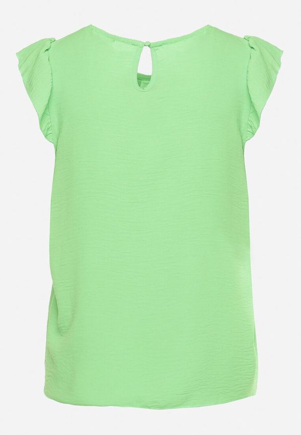 Born2be - Jasnozielona Bluzka Zapinana z Tyłu na Guzik z Falbankami Janacekia. Okazja: na co dzień. Typ kołnierza: kołnierz z falbankami. Kolor: zielony. Materiał: jeans. Styl: elegancki, casual