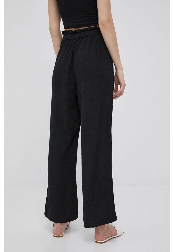 JDY spodnie damskie kolor czarny szerokie high waist. Stan: podwyższony. Kolor: czarny