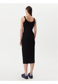 Lacoste Sukienka dzianinowa EF9270 Czarny Slim Fit. Kolor: czarny. Materiał: wełna #3