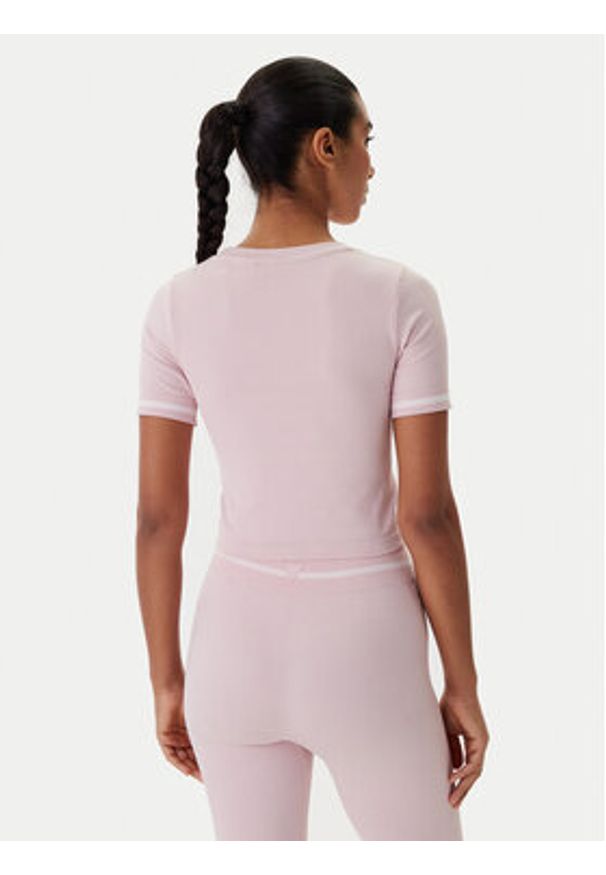 Guess T-Shirt V6RP02 Z4692 Różowy Slim Fit. Kolor: różowy. Materiał: syntetyk