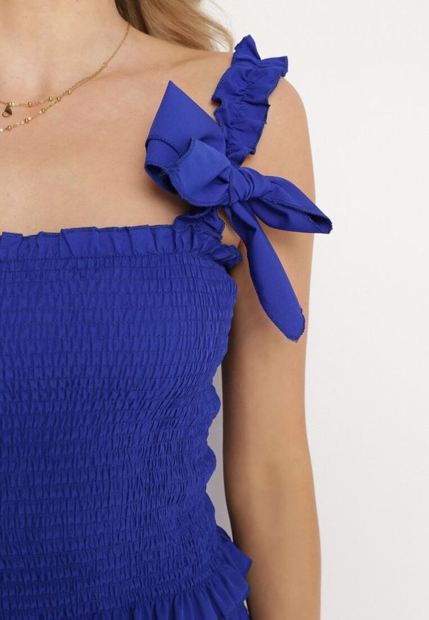 Born2be - Granatowy Dopasowany Komplet z Topem z Kokardką i Spódnicą Mini Tellialina. Kolor: niebieski. Materiał: jeans. Wzór: aplikacja