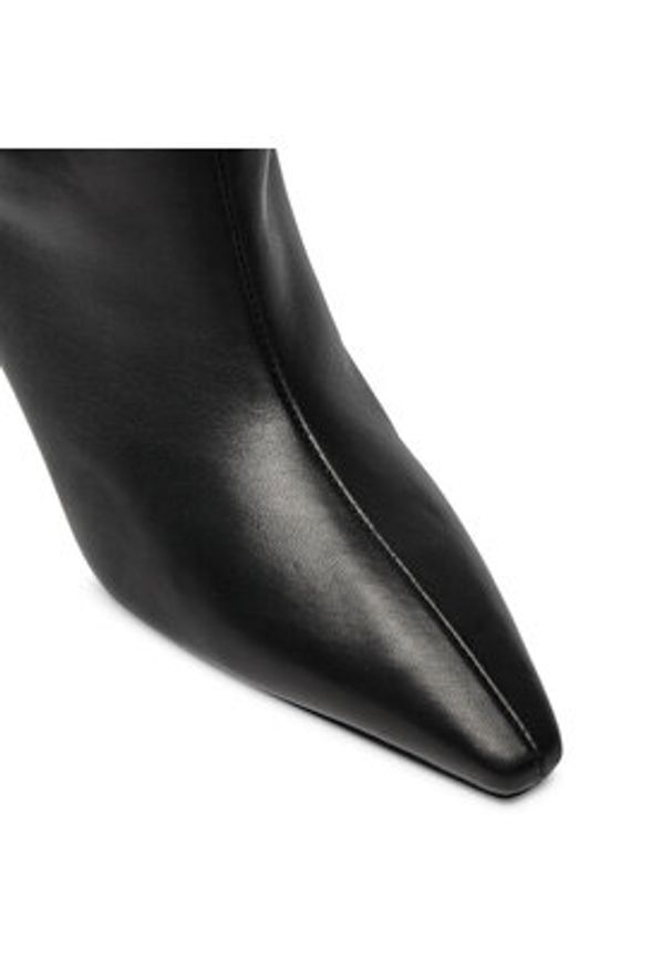 Pollini Botki SA24135C1LTI0000 Czarny. Kolor: czarny. Materiał: skóra