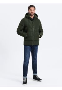 Ombre Clothing - Kurtka męska zimowa z nietypowym pikowaniem - ciemnozielona V2 - Rozmiar: S. Typ kołnierza: kołnierzyk stójkowy. Kolor: zielony. Materiał: poliester, polar. Sezon: zima