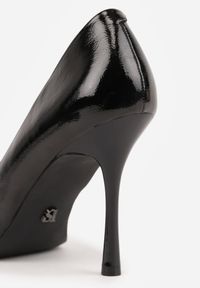 Born2be - Czarne Lakierowane Szpilki Vices ze Skórzaną Wkładką Iralde. Okazja: na co dzień, na spotkanie biznesowe, na ślub cywilny, do pracy, na wesele. Kolor: czarny. Materiał: skóra, lakier. Obcas: na szpilce. Styl: casual, biznesowy, klasyczny #2