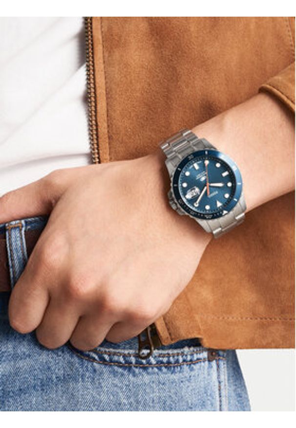 Fossil Zegarek Blue FS6050 Srebrny. Kolor: srebrny