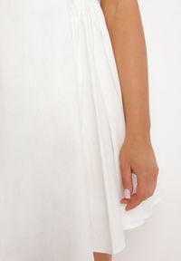 Born2be - Biała Bawełniana Sukienka Rozkloszowana Lavione. Okazja: na co dzień. Kolor: biały. Materiał: bawełna. Typ sukienki: proste. Styl: casual, elegancki, klasyczny #4