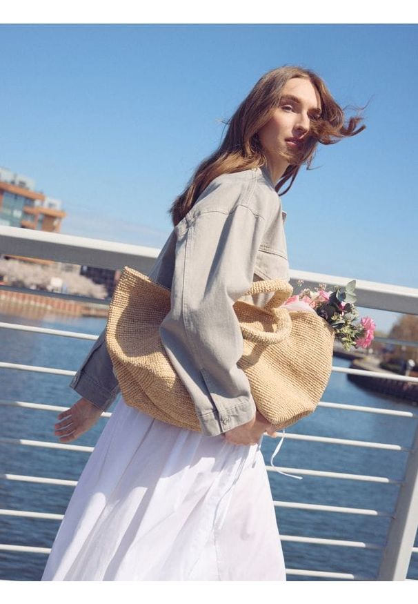 Reserved - Torebka shopper z rafii - beżowy. Kolor: beżowy