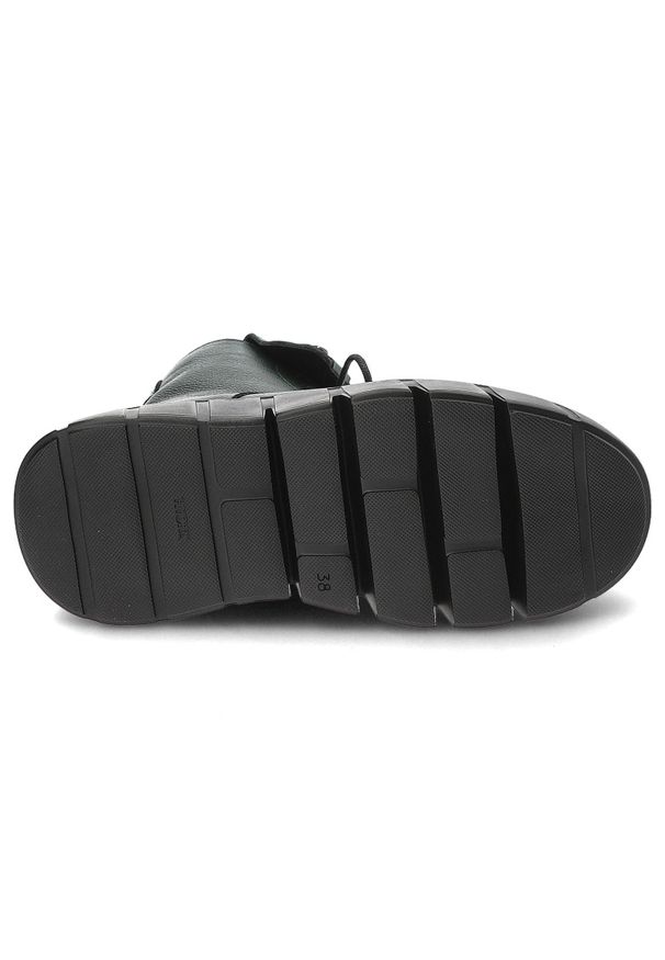 Zielone Botki Armodo Modne Obuwie Damskie Z Agrafką. Kolor: zielony. Materiał: skóra. Styl: boho, elegancki, klasyczny